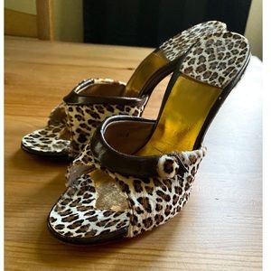 1950s leopard pinup pony hair mules / Springolator